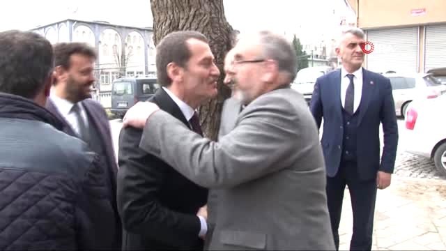 AK Parti Zeytinburnu Adayı Ömer Arısoy Kırtasiyecilerle Buluştu