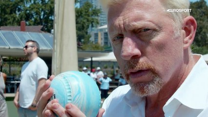 Henri Aussie face aux champions de l'herbe Becker et Cash, boules en main...