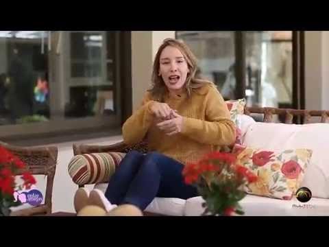 Entre Amigas: Tendências de cores para cabelo e blusas na cintura