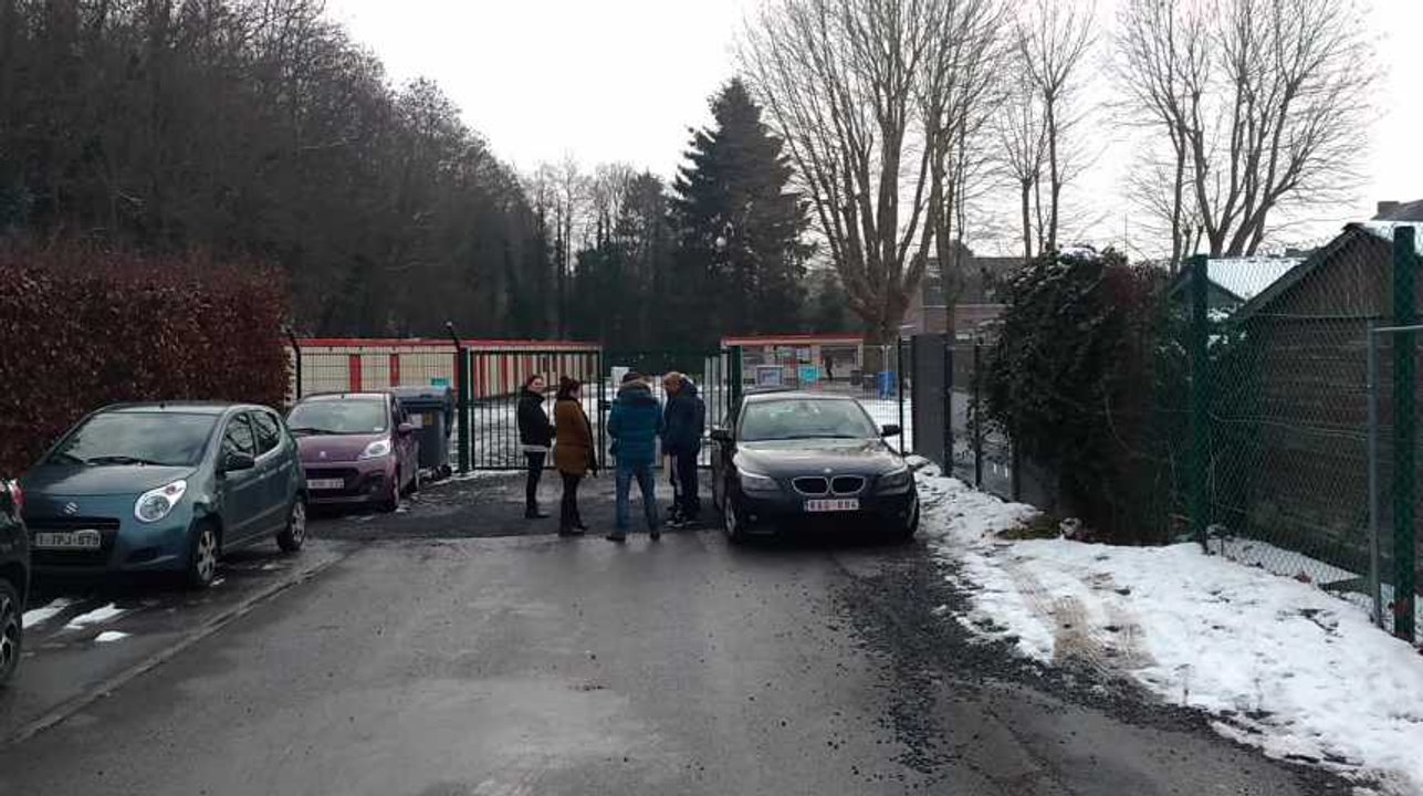 Des problèmes WC à l'école du Centre à Hornu.Video Éric Ghislain