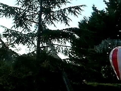 Essai de montgolfière télécommandée (déco de Noël)