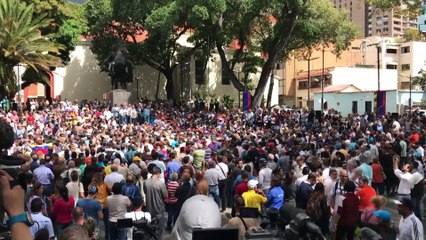 Venezuela’da muhalefet açık hava toplantıları yapacak