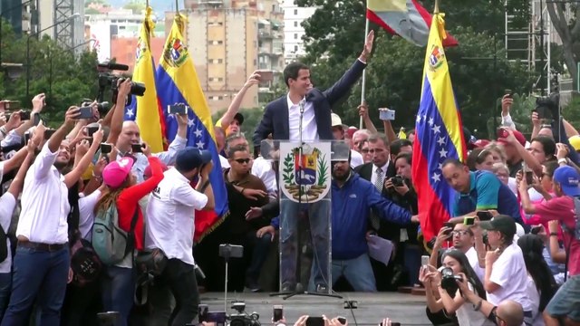 Sánchez valora el coraje de Guaidó y pide elecciones libres