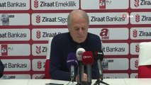 Mustafa Denizli: 