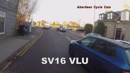 SV16VLU - Pathetic MGIF against oncoming traffic - Belmont Road, Aberdeen
