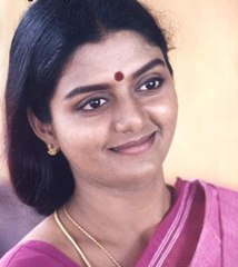 നടി ഭാനുപ്രിയയ്‌ക്കെതിരെ പരാതി | Oneindia Malayalam