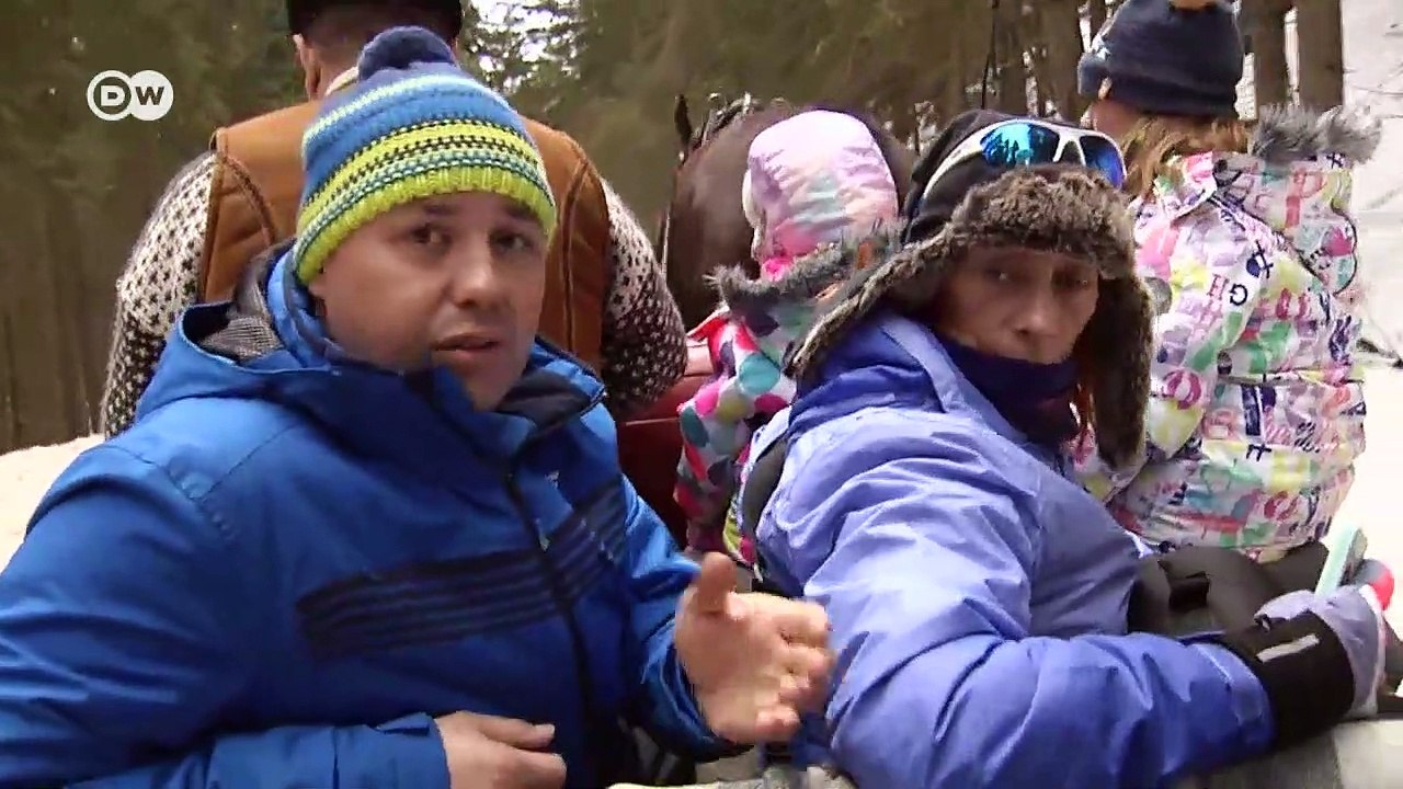 Mit dem Pferdeschlitten durch den Winter | Euromaxx