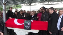 Ayşen Gruda'nın cenaze namazı - Sanatçı arkadaşları anlatıyor (1) - İSTANBUL