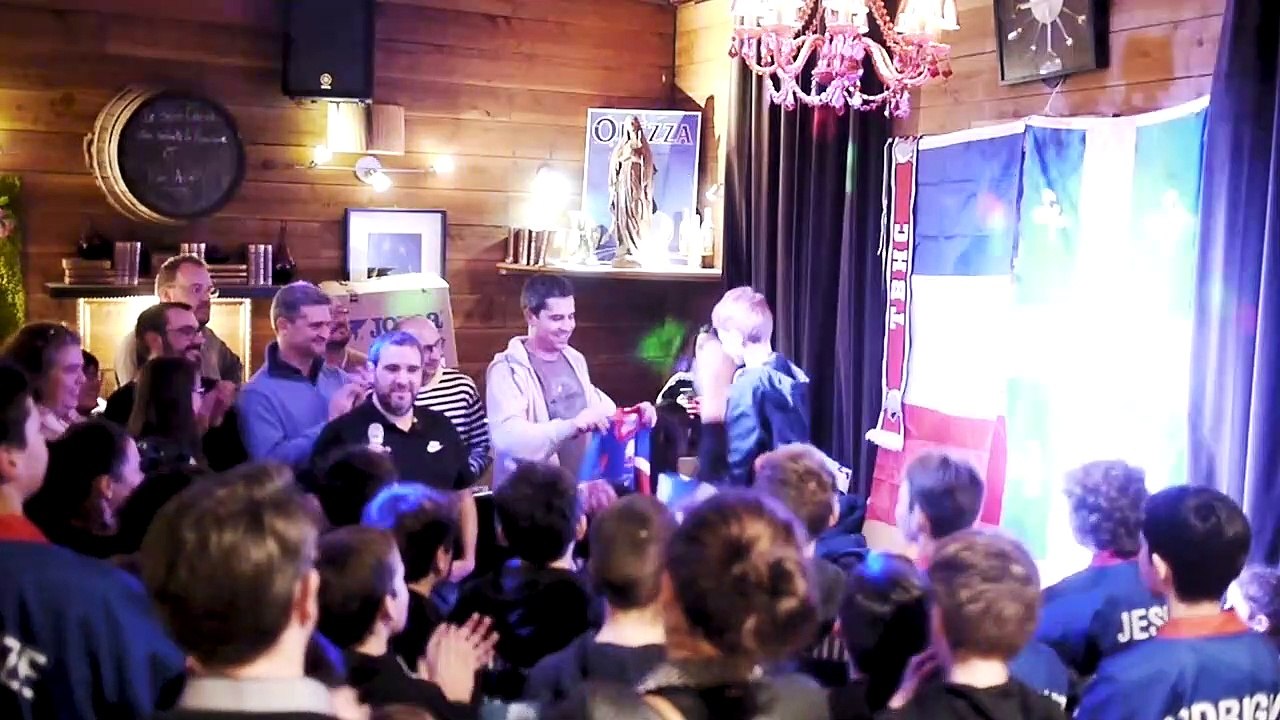 Belougas - remise des maillots pour le tournoi PeeWee BSR