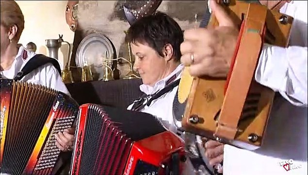 Tusto par les Accordéons et Cabrettes de Pailherols