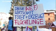 Protestas contra la 'hipocresía' de Davos