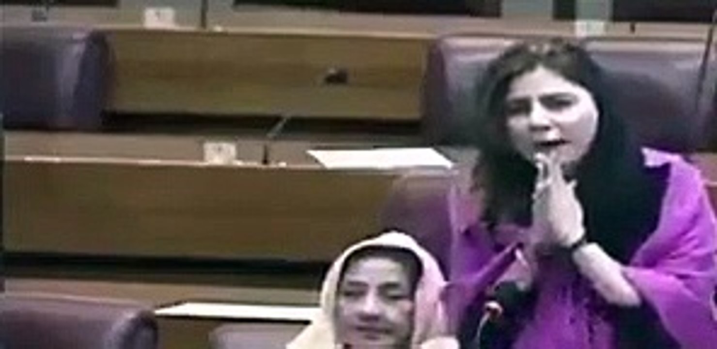 We want Old Pakistan. Leave our lives l ہمیں پرانا پاکستان چاہیے.ہماری جان چھوڑو  ...  ناز بلوچ