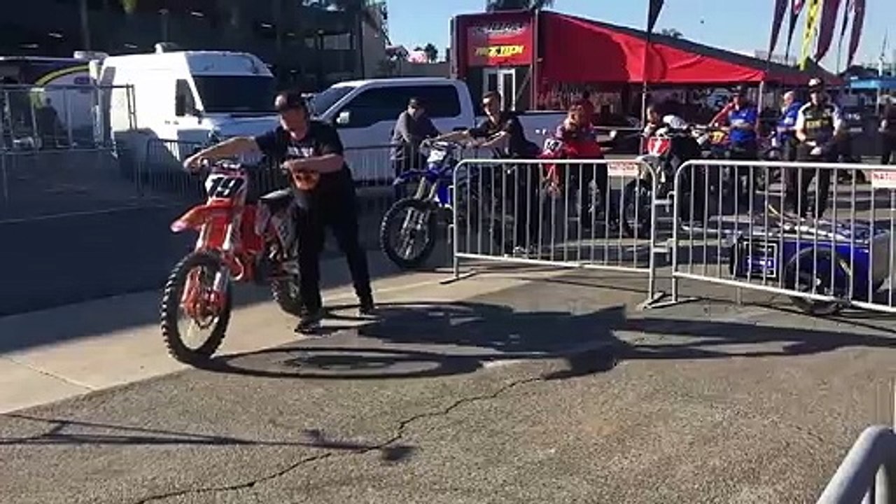 FAILED Sound Test at AMA Supercross, Behind the scenes with Jason Anderson’s Husqvana and More ( 720 X 1280 )