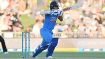 India Vs New Zealand 2nd ODI: Shikhar Dhawan departs, Trent Boult strikes| वनइंडिया हिंदी
