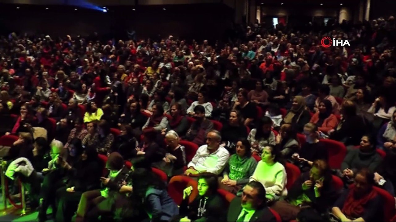 Zerrin Özer yeni haliyle görenleri şaşırttı