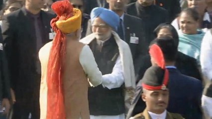 Republic Day 2019 : PM Modi ने जब Manmahan Singh से मिलाया हाथ, सब देखते रह गए | वनइंडिया हिंदी