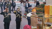 Republic Day 2019: PM Narendra Modi pays tribute at Amar Jawan Jyoti
