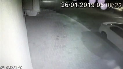 Câmera de Segurança registrou o acidente envolvendo três veículos