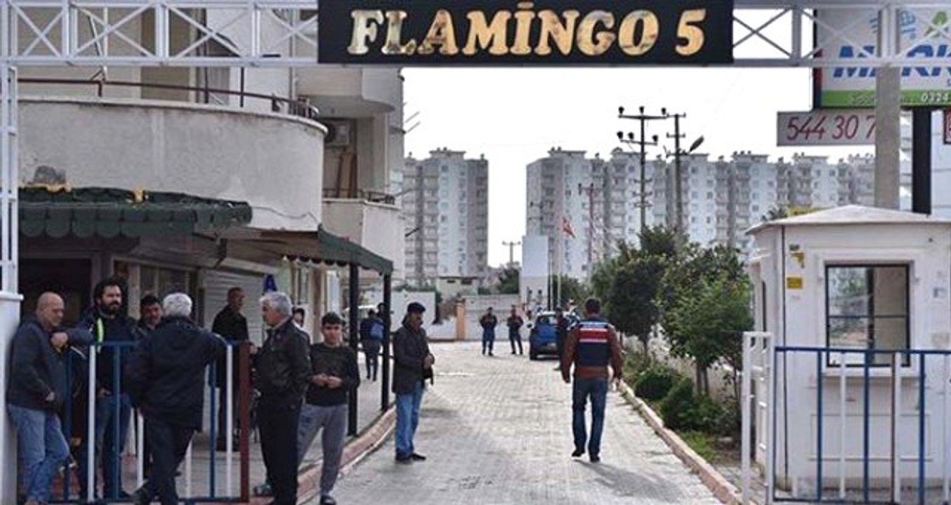 Eski Yönetici, Hakkında Dedikodu Çıkardığını İddia Ettiği Yeni Yönetici ve Yardımcısına Kurşun Yağdırdı