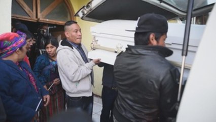 Yalambojoch da el último adiós a Felipe, el niño migrante que murió en EE.UU.