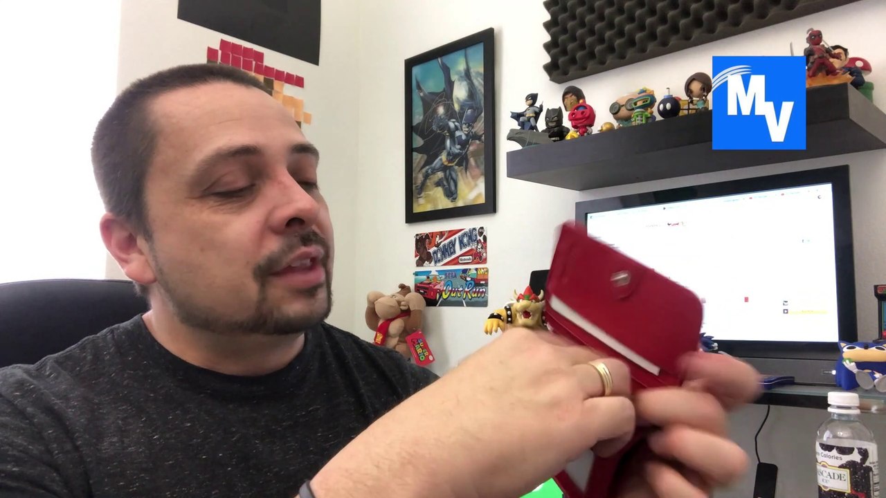 Funtor compact leather RFID blocking wallet