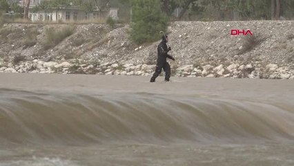 Antalya'da Buse'yi Arama Çalışmaları Yeniden Başladı