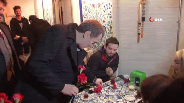 AK Parti Zeytinburnu Belediye Başkan Adayı Ömer Arısoy, gençlerle bir araya geldi