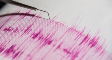 Ege'de 1 Dakika Arayla 2 Deprem! İzmir ve Manisa Sallandı