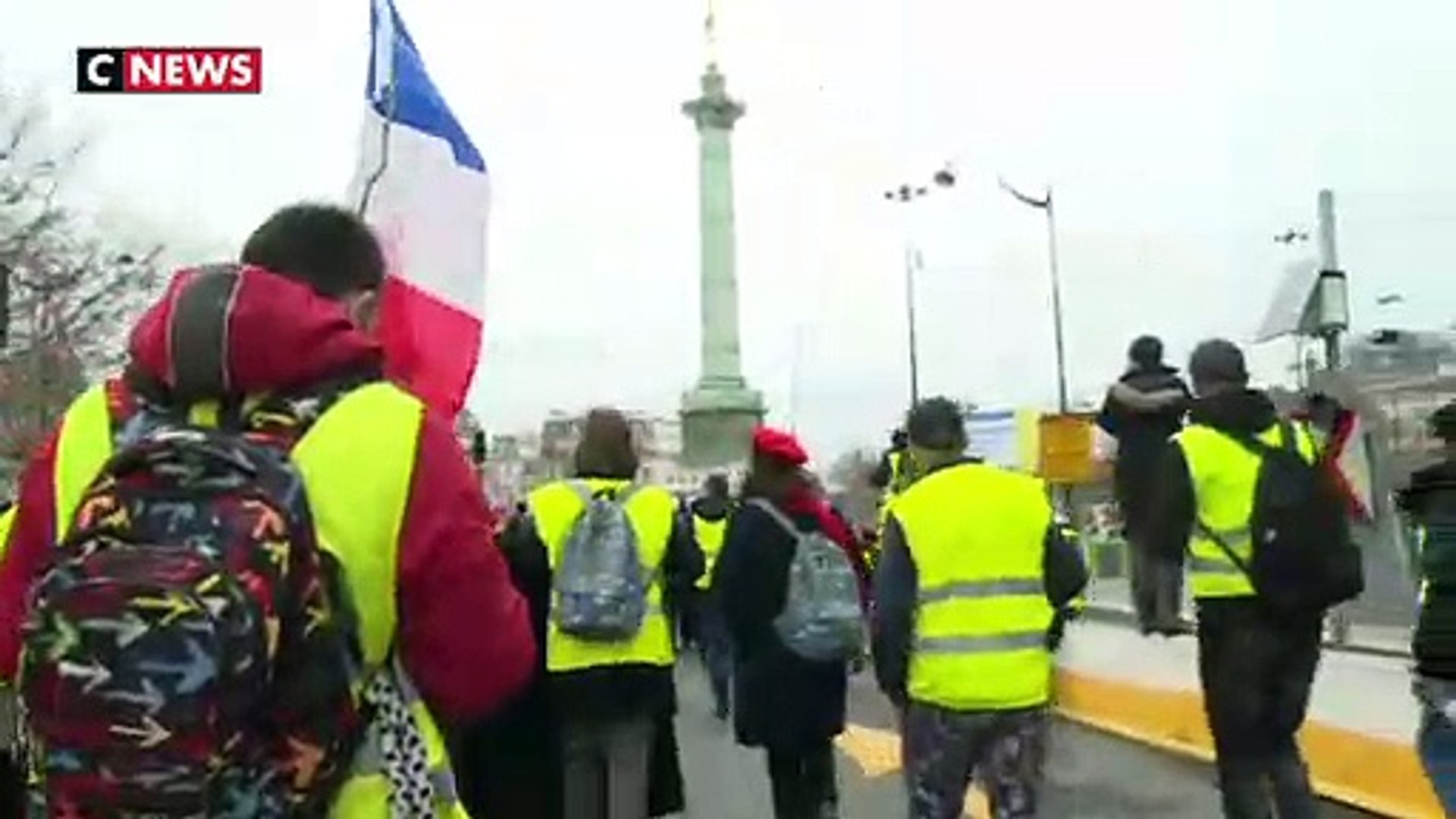 Foulards rouges », « gilets jaunes », marche pour le climat : les  manifestations attendues ce dimanche - Vidéo Dailymotion