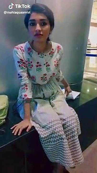 Hot Girl Dance Video - Beautiful girl Hot Dance video - TikTok Video