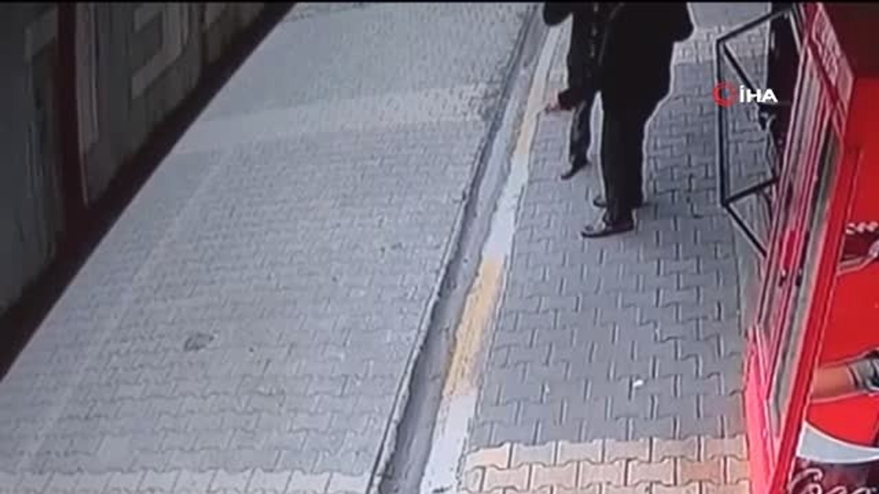 Engelli Adamın İnfaz Edilme Anı Kameralara Yansıdı
