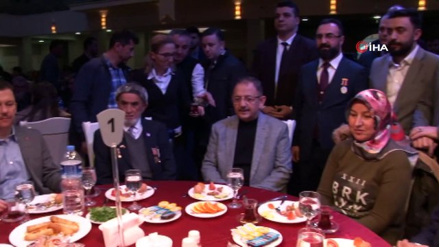 Gazi ve şehit aileleri kahvaltıda buluştu