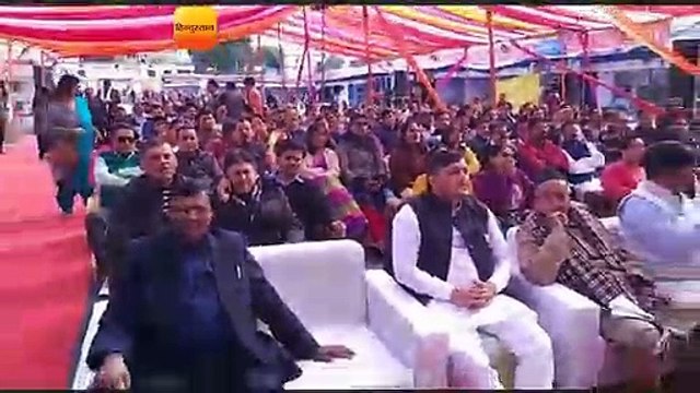 सरस मेले के मुख्य मंच से प्रधानमंत्री मोदी के मन की बात का किया प्रसारण