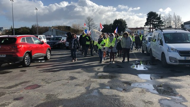 Les Gilets jaunes marchent pour les sans-abri