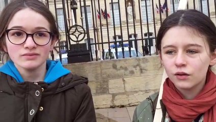 Aline et Bertille, deux collégiennes qui se mobilisent pour le climat