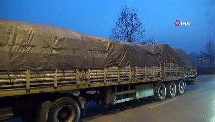 Sivil tırlarla getirilen askeri mühimmat Hatay'a ulaştı