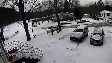 Tempête : ce paquet livré termine dans la rivière !