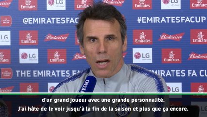 Zola : "Hazard peut être bon en attaquant principal"