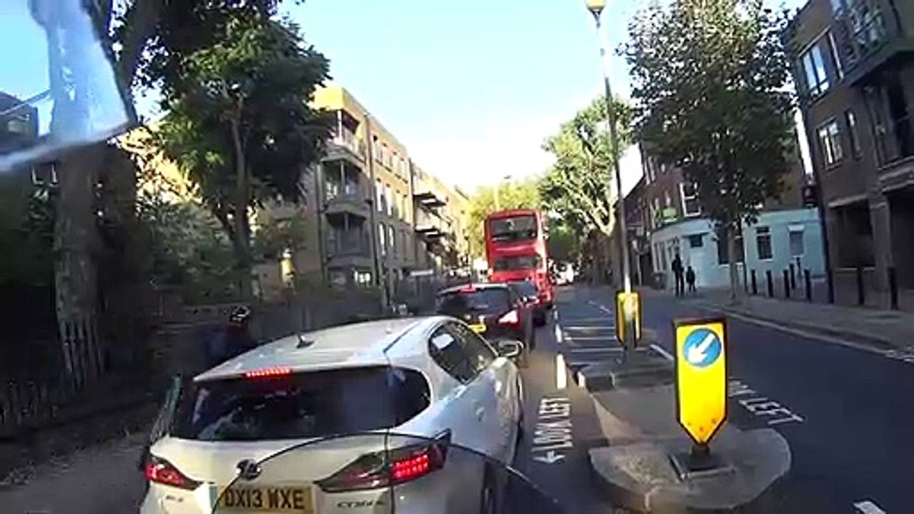 Un passant intervient pendant un vol de Segway à Londres... héro du jour
