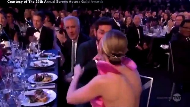 SAG Awards 2019: Emily Blunt Thanks Teary-Eyed John Krasinski In A Sweet Acceptance Speech