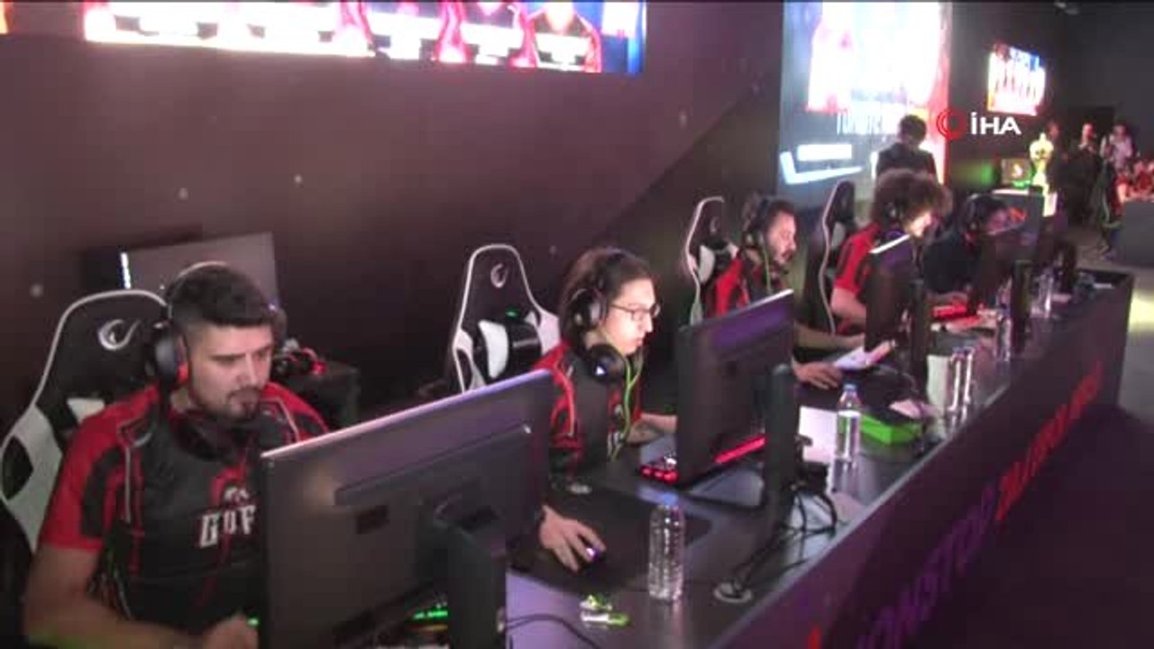 Tesfed Zula Türkiye Kupası'nın Şampiyonu Galatasaray Espor Oldu