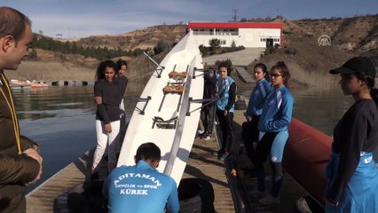 Soğuk havada şampiyonluğa kürek çekiyorlar - ADIYAMAN