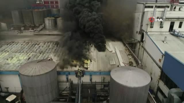 Güngören'deki Fabrika Yangını Havadan Görüntülendi