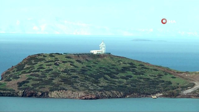 2 Savaş Gemisi, Bir Sahil Güvenlik Botu Kardak’ta