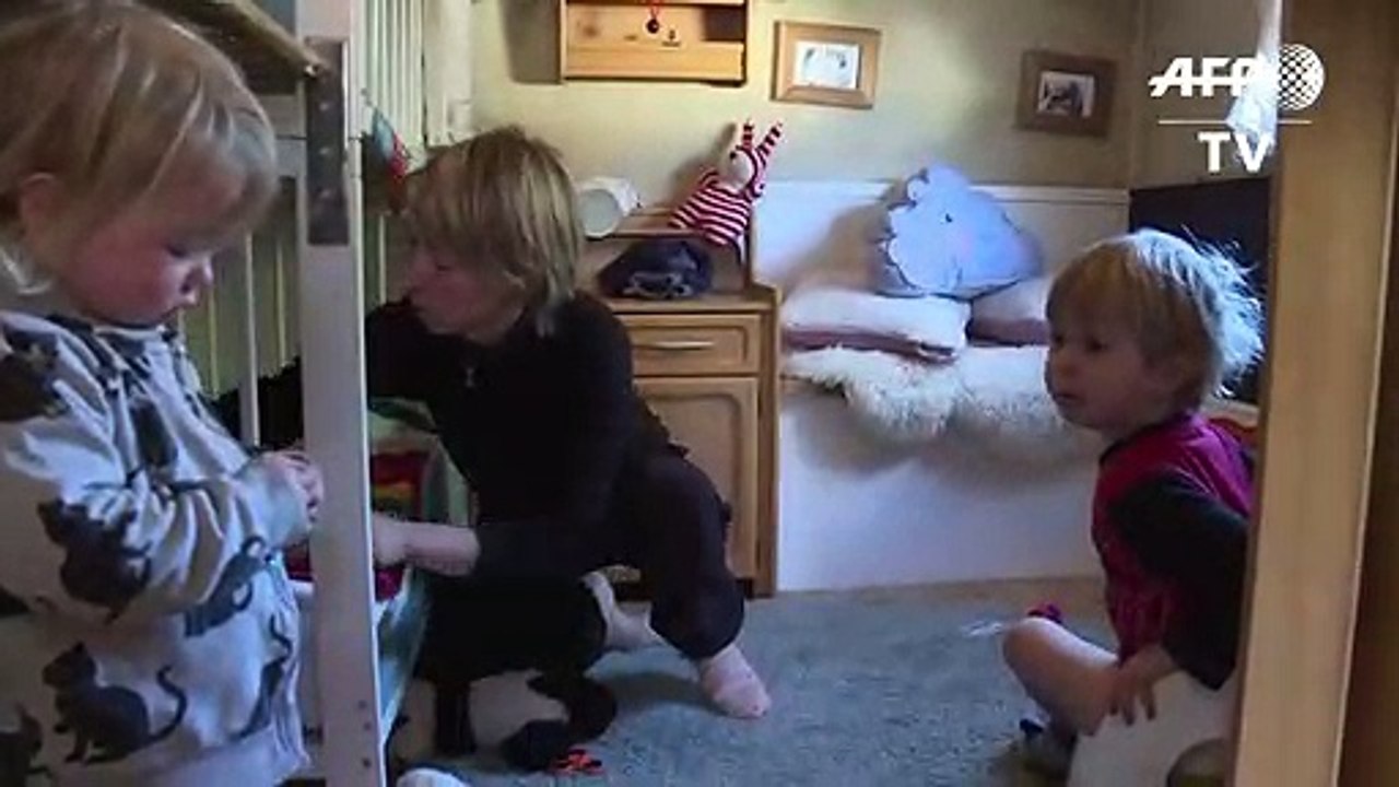 Les artistes femmes dans le cirque doivent apprendre à jongler