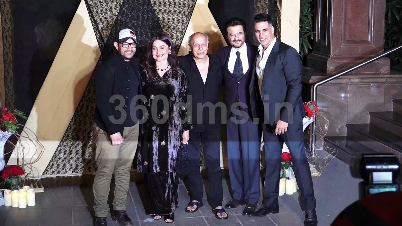 Bollywood Celebs Attend Sakshi Bhatt Reception | Must Watch