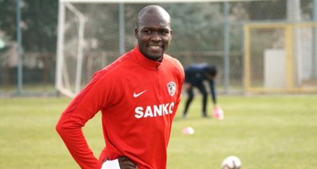 Moussa Sow Yeni Takımıyla İlk Antrenmanına Çıktı