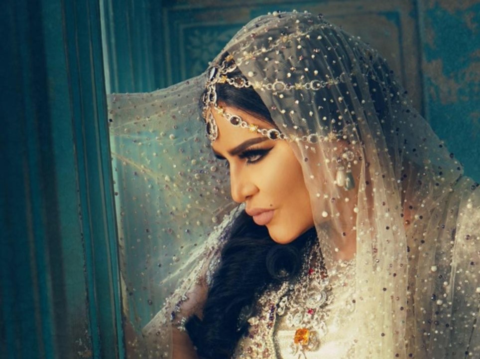 فيديو أحلام تصدم الجمهور وتثير السخرية بمقطع في...