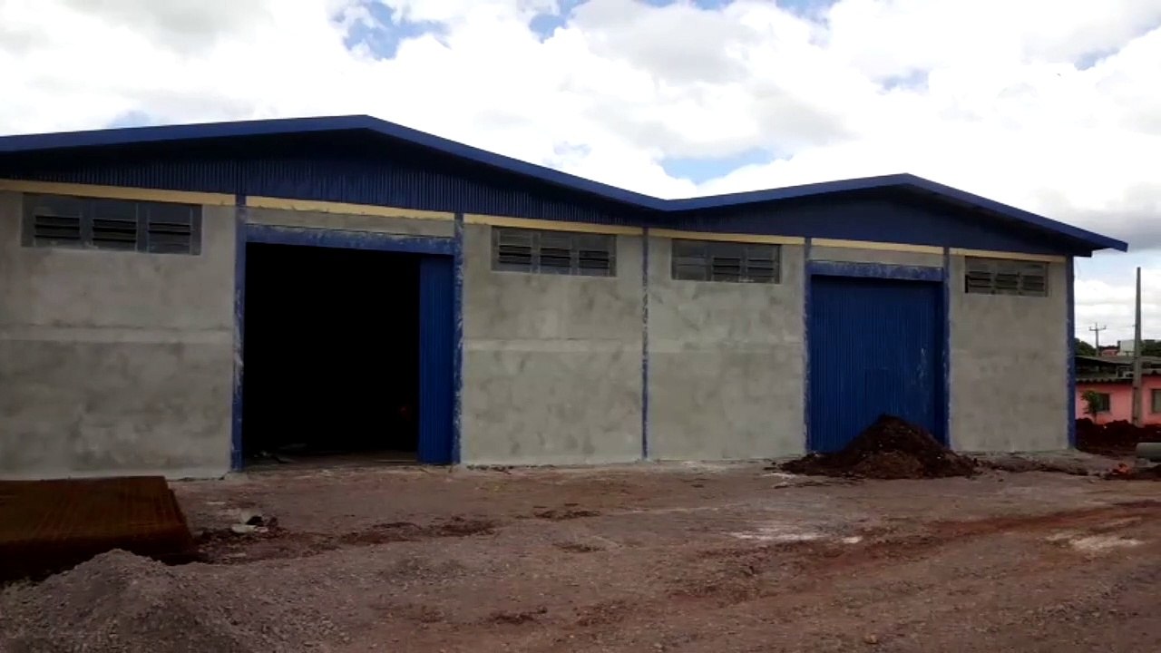 Obra no Universitário é alvo de ladrões
