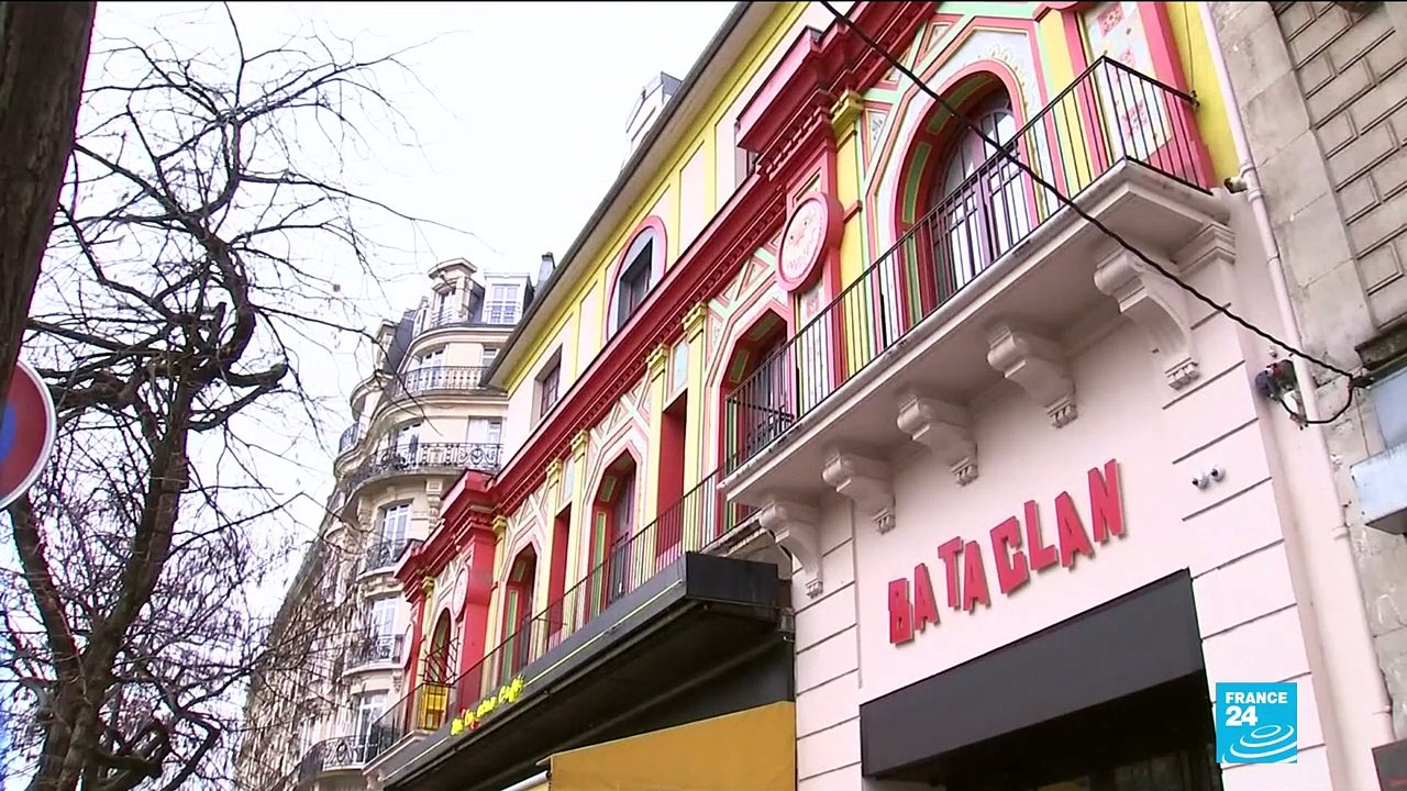 Banksy tribute to Paris attack victims stolen from Bataclan